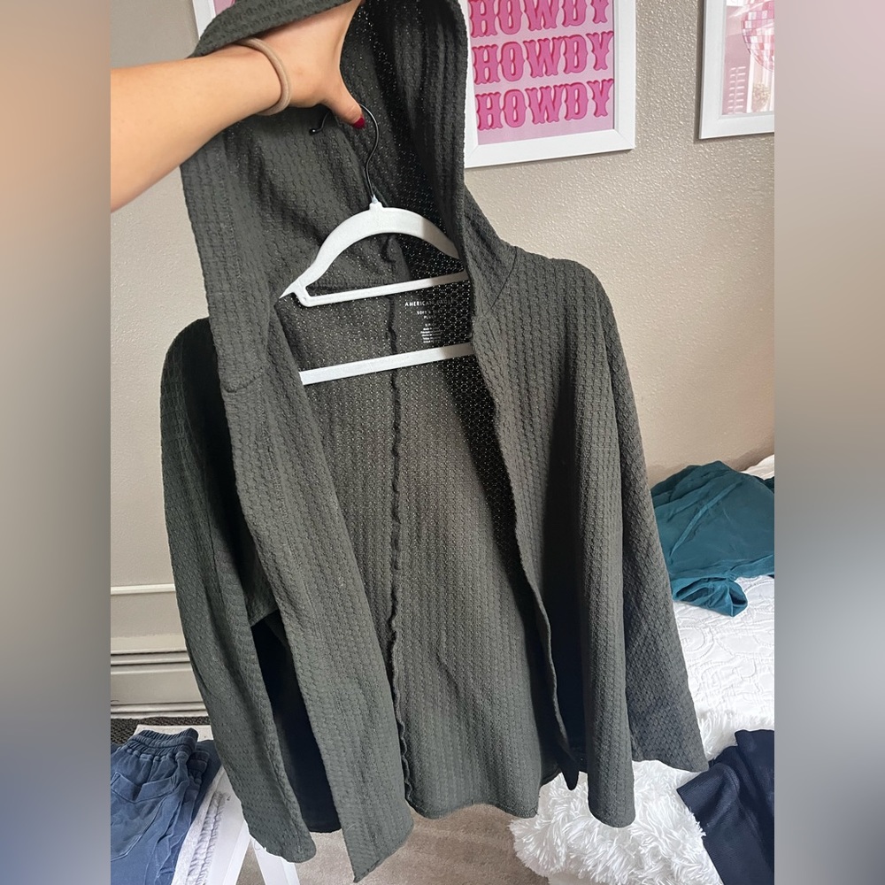 American Eagle Cardigan